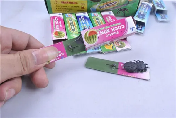 Fake Cockroaches Prank Joke Chewing Gum toys - 8