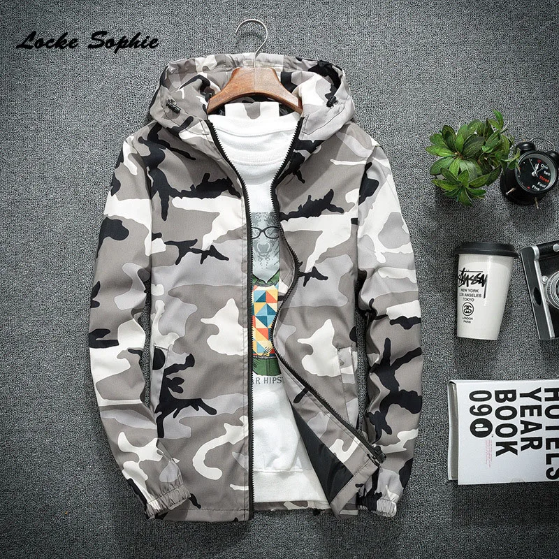 

1pcs Men Plus size zipper jackets coats 2019 Summer Breathable camouflage prints splicing Hooded Coats Men's Travel jacket coats