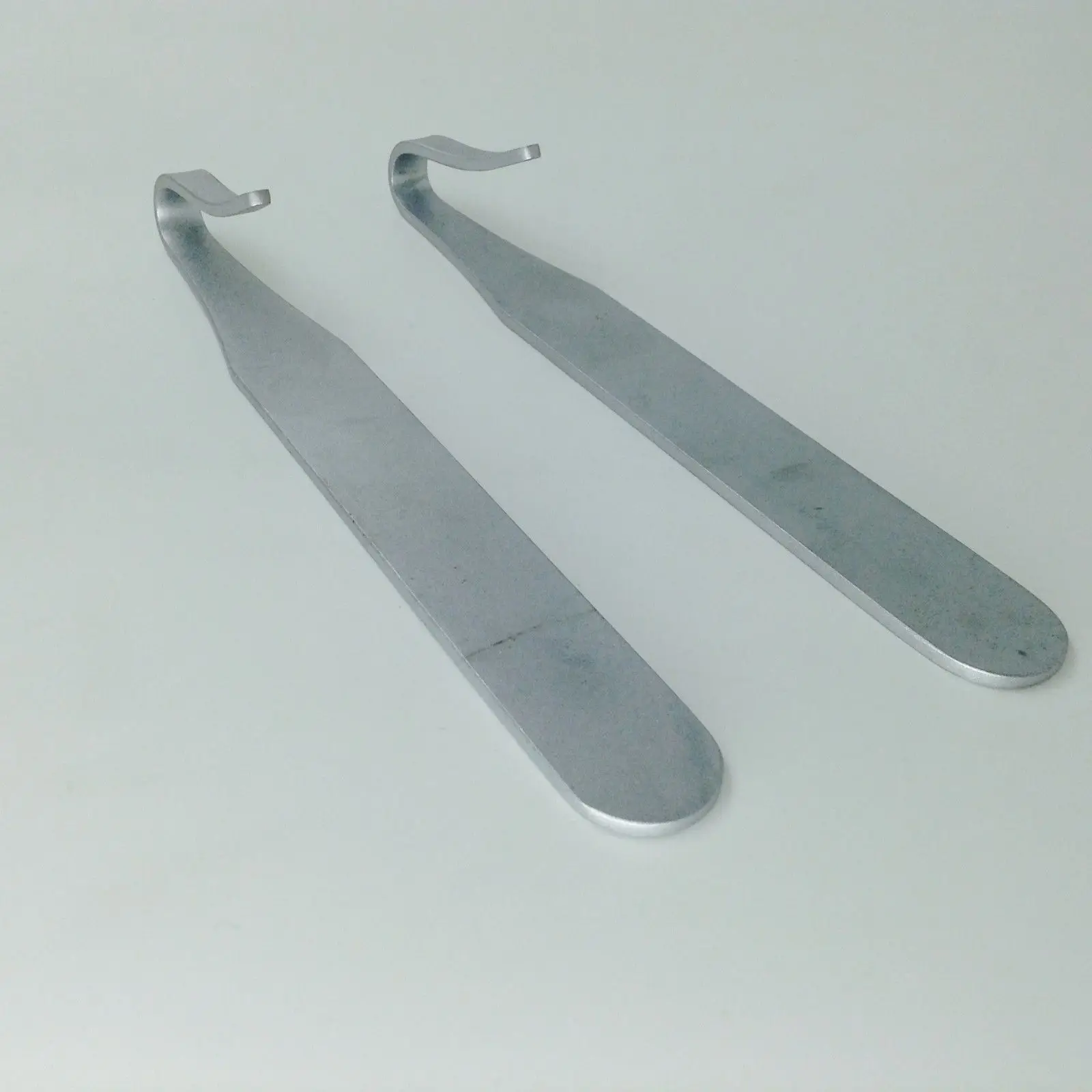 

A set of Blount Knee Retractor Veterinary orthopedics Instruments surgical