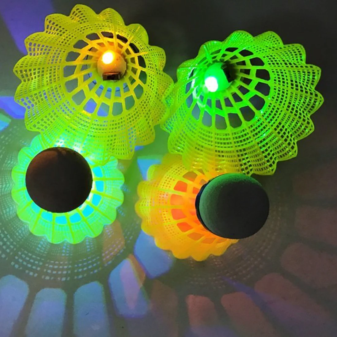 4 قطعة حزمة LED مضيئة الريشة مجدد الليل المظلم الوهج الإضاءة الريشة Ra 4 قطعة حزمة LED مضيئة الريشة مجدد الليل المظلم الوهج الإضاءة الريشة Ra