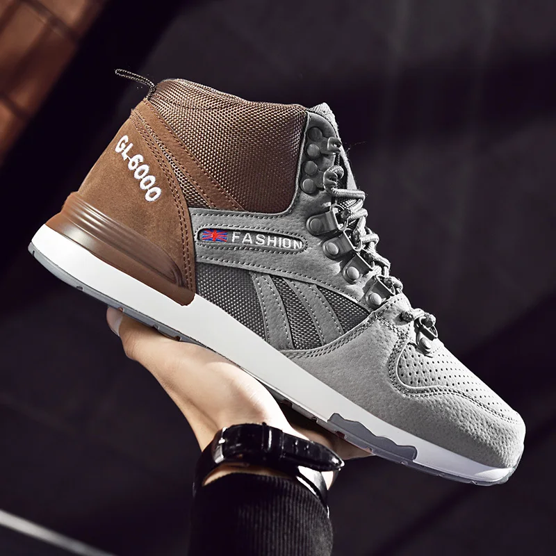 

2019 men's big size breathable high-top sneakers outdoor sports shoes men's fashion running shoes three colors casual shoe39-45