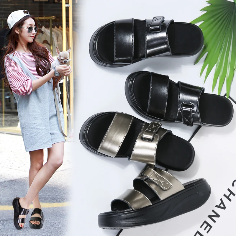 

TKN 2019 Summer Women Slippers Female Open Toe Flip Flops Ladies Beach Slippers Wedges Sandals Woman Flat Slides Sandals 7602