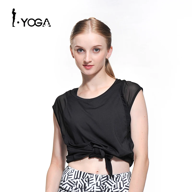 loose crop top workout