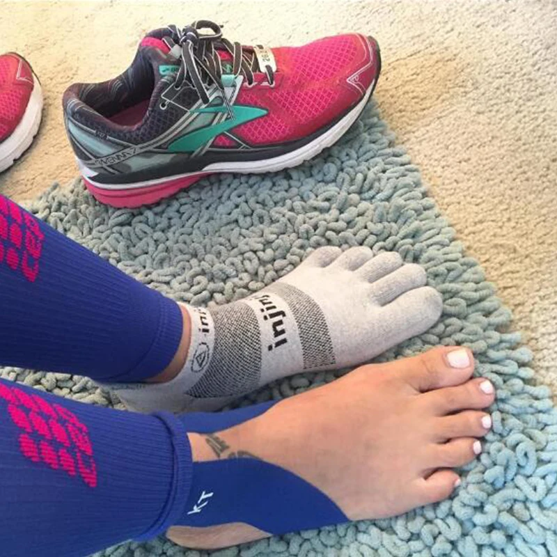 Кроссовки Injinji с пятью пальцами низкие кроссовки тонкие беговые спортивные COOLMAX