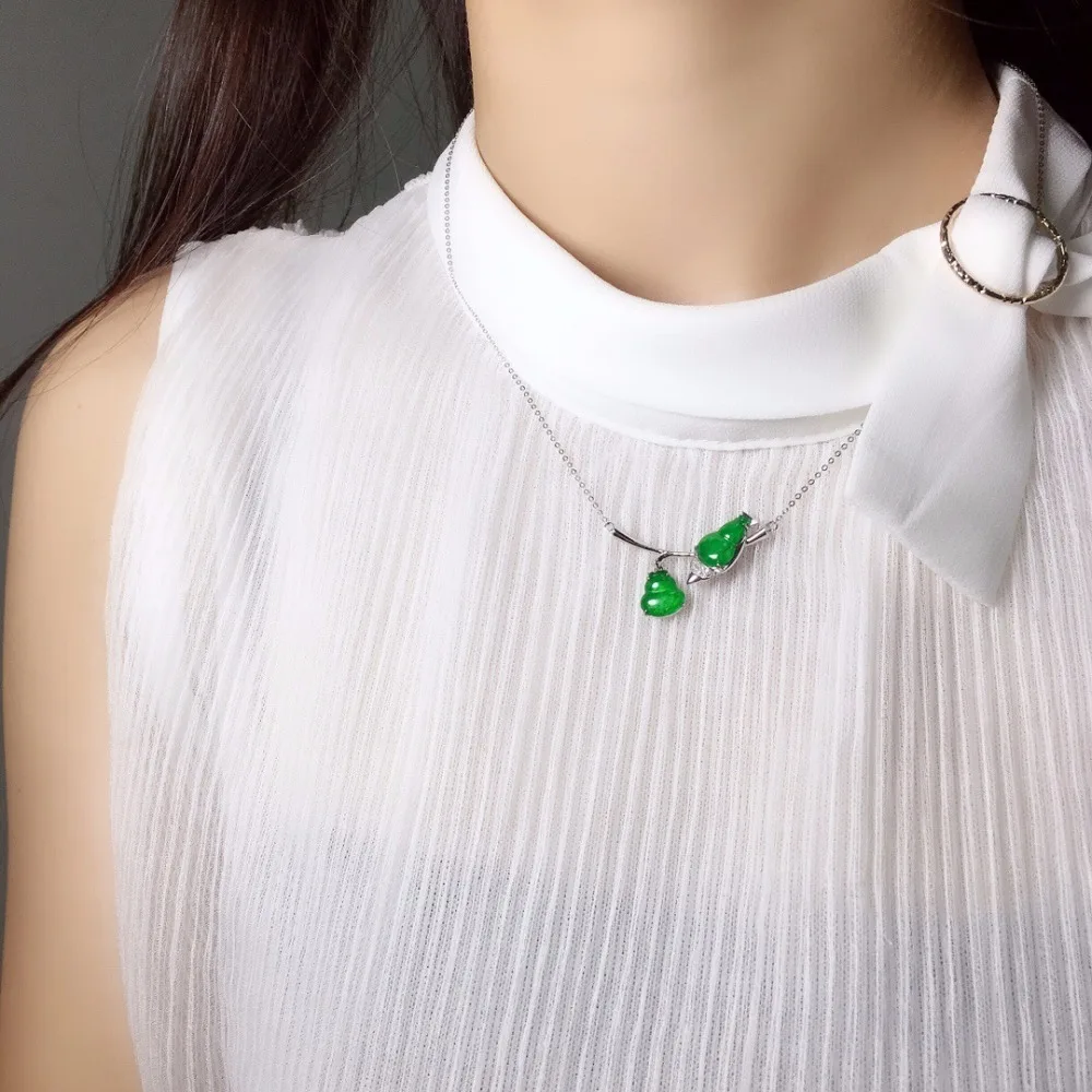 

Fine Jewelry Real 18K white Gold AU750 100% Natural green Myanmer origin jade pendant neckalces for women colgantes mujer moda