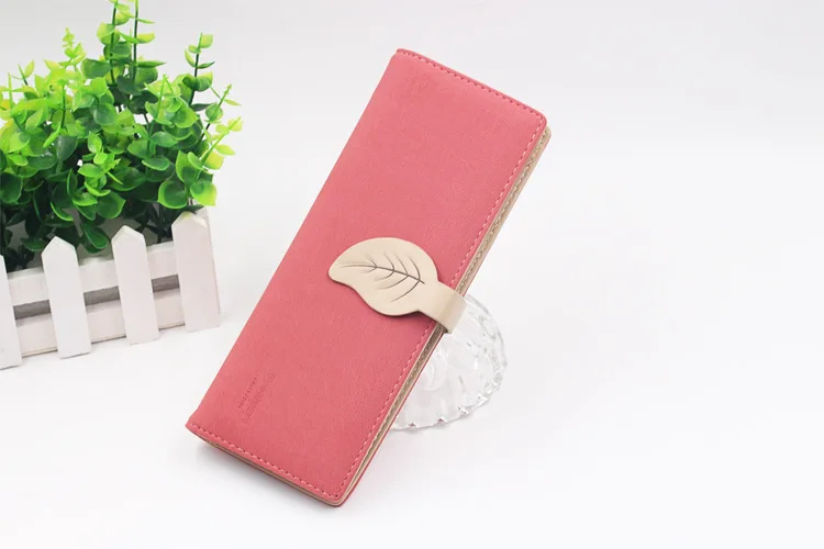 4708495376_744457849