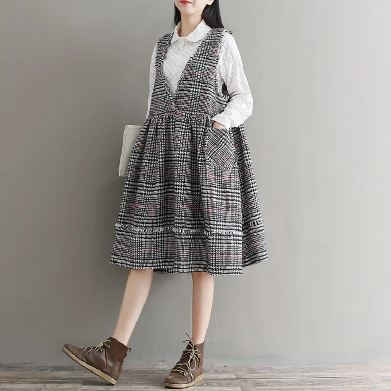 Japan Mori Girl  Winter Women Elegant Dress V Neck Plaid Sleeveless Tank Casual Dress Plus Size Loose Cute Kawaii Wool Sundress