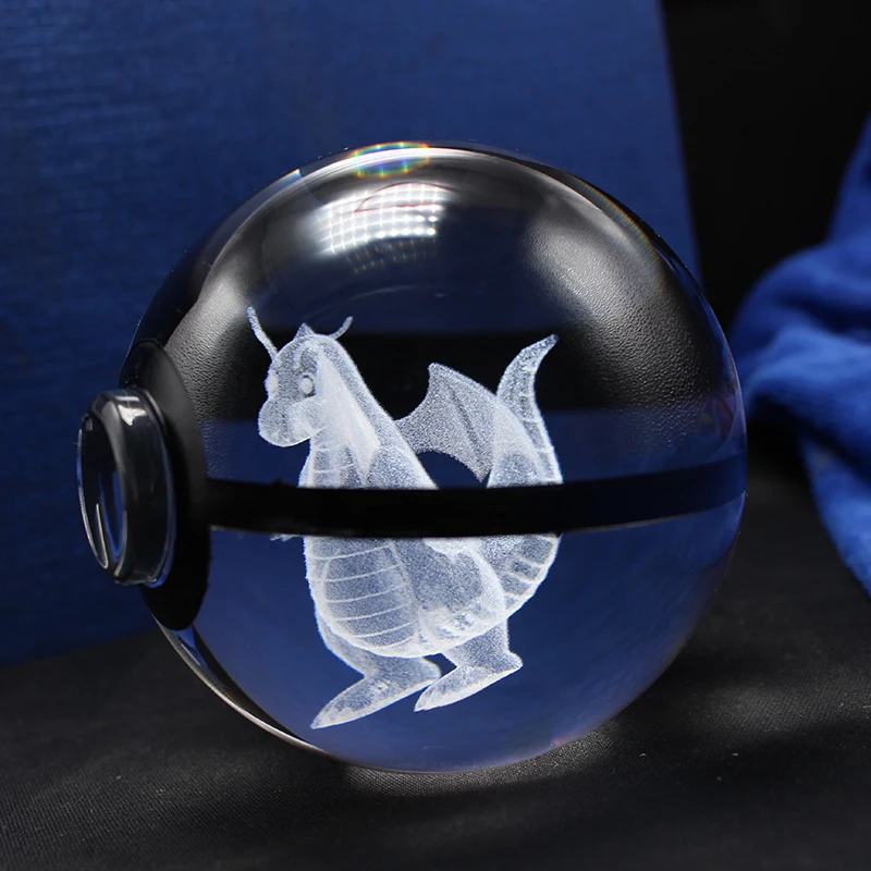 Günstig Heißer verkauf Pokemon Ball Kristall Glas 3D laser Magic Ball Mit Led Drehen Basis