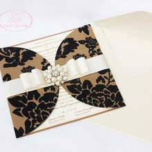 HI6002 персонализированное приглашение на свадьбу карты в черном и золотом с атласной лентой и брошью Больше доступных цветов
