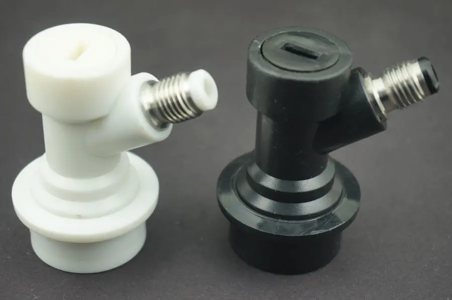 

NEW Portable Convenient A Pair of Black and White Hose Threaded Connection for Ball Lock Home Brew Kegs Repair Disconnects