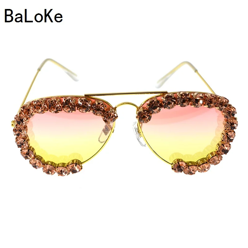 

Hot Sale Baroque Women Colorful Big Crystals Rhinestones Sunglasses Classical Brand Pink Sunglasses Girdle Decoration