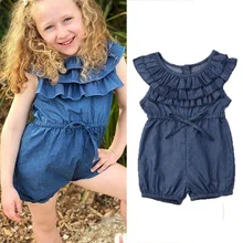 Летний комбинезон без рукавов для маленьких девочек; джинсовый комбинезон; цельнокроеный комбинезон с бантом; хлопковый комбинезон; летняя одежда; Новинка