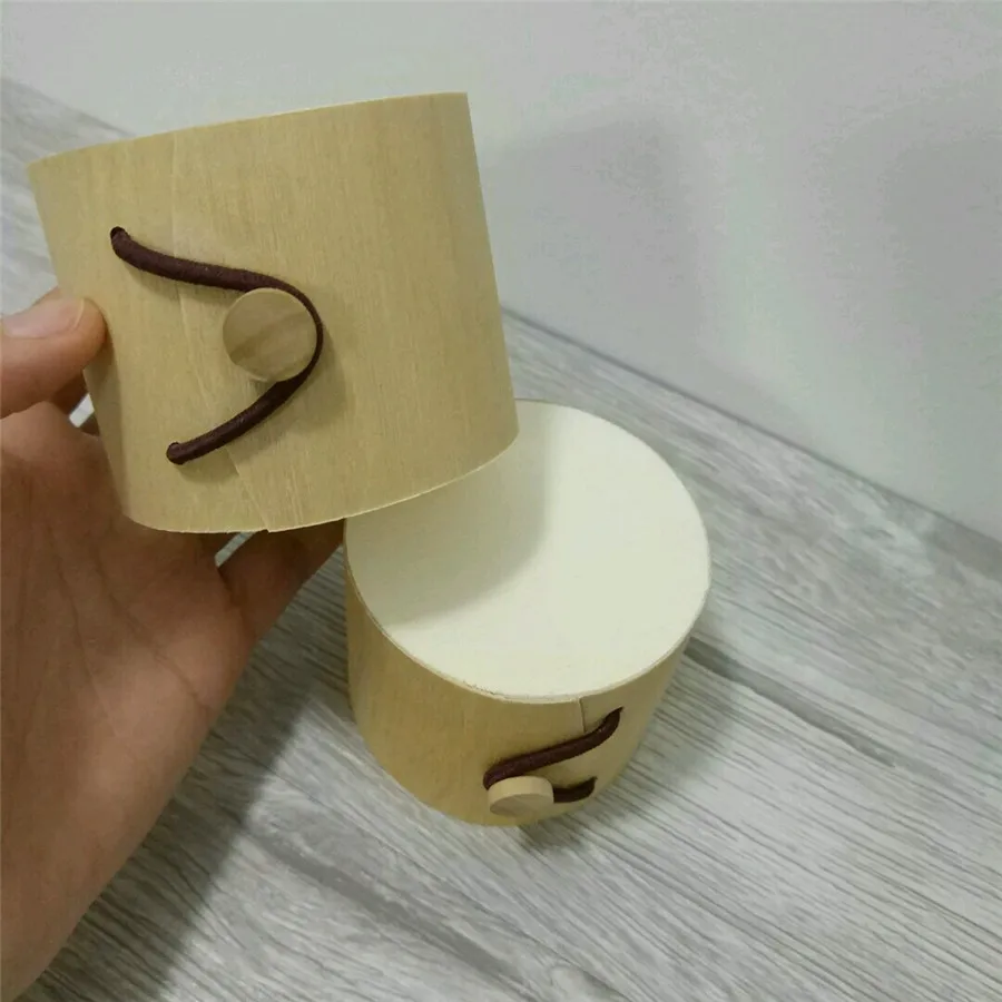 Small Round Box with Rope Buckle Organie Material Wood General Tea Caddy Soft Wood Bark Lovely Gift Box Home Decor6.8*5.4CM