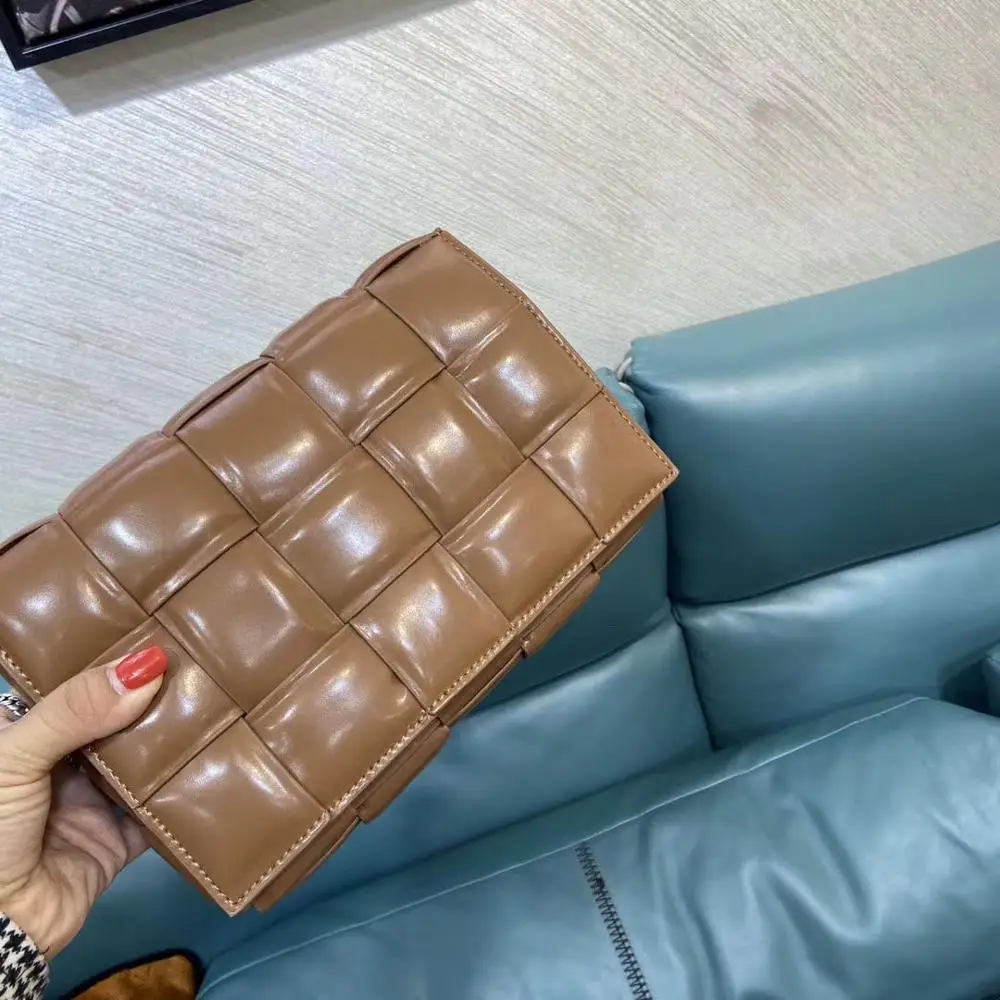 medium brown Роскошные сумки, женские сумки, дизайнерская вязаная натуральная кожа, сумка на плечо, женская сумка-мессенджер, Воловья кожа, тканые кошельки и сумки - Цвет: medium brown