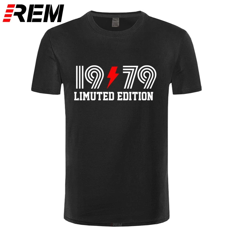 Новинка 1979 крутая футболка ограниченной серии Red Text Мужская модная с коротким