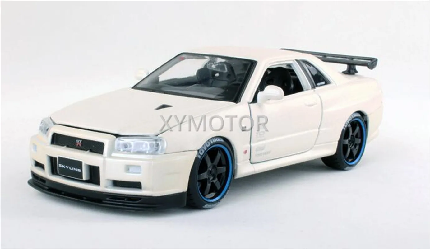 

Maisto 32538 1/24 For Nissan Skyline R34 GT-R Diecast model Car Kids Boys girls Toys Gifts White for display ornaments