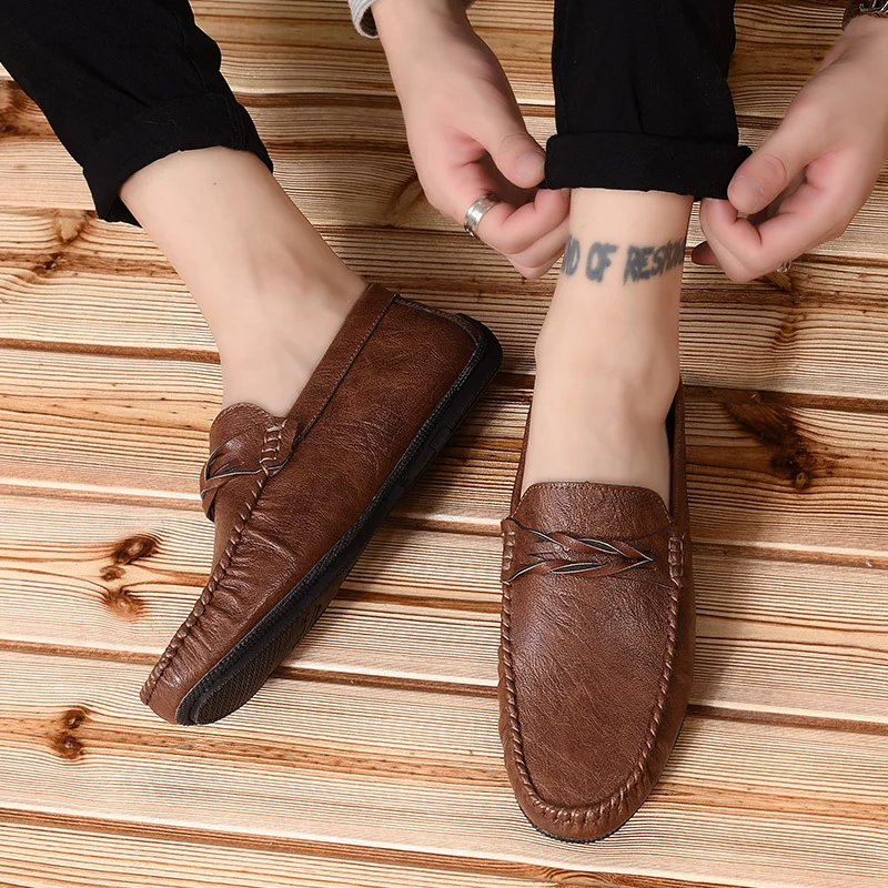 

2020 Soft Leather Men Loafers Handmade Men Casual Shoes New Moccasins for Men Split Leather Flat Shoes Business Leather Shoes %