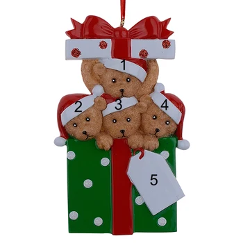 

Wholesale Resin Bear Family Of 4 Christmas Ornaments Personalized Gifts That Can Write Your Own Name For Holiday And Home Decor