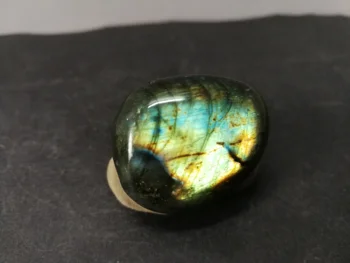 

32.3gNatural color labrador crystal quartz specimen decoration collection