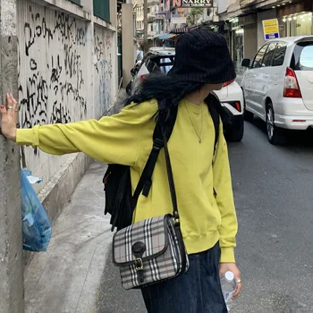 

2020 Season Chic Round Neck Pullover Sweater Solid Color Fresh Loose Leisure Time Joker Jacket Woman Gr68 Hoodies Harajuku Coat