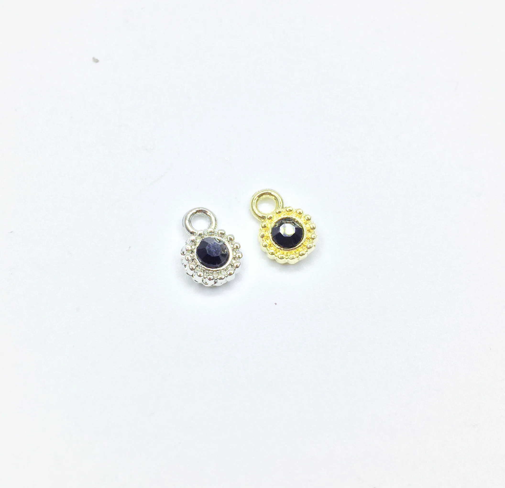 Eruifa 10 шт 8 мм Blk Стразы Позолоченные/посеребренные подвески из цинкового сплава ювелирные изделия DIY ожерелье браслет серьги 2 цвета