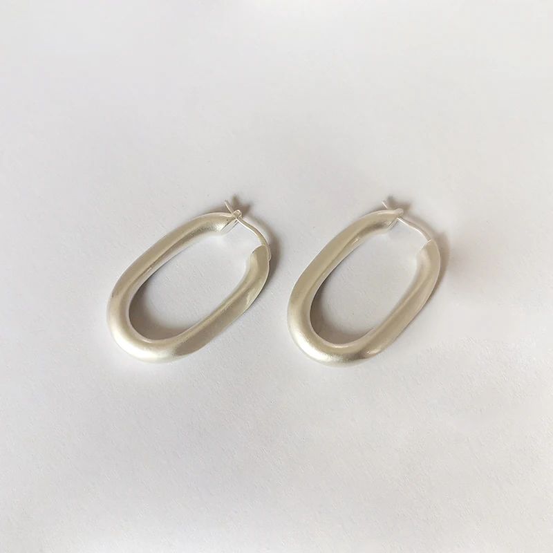 matte silver GHIDBK, маленькие золотые серебряные одноцветные овальные серьги-кольца, модные массивные серьги ручной работы, женские минималистичные повседневные серьги - Окраска металла: matte silver