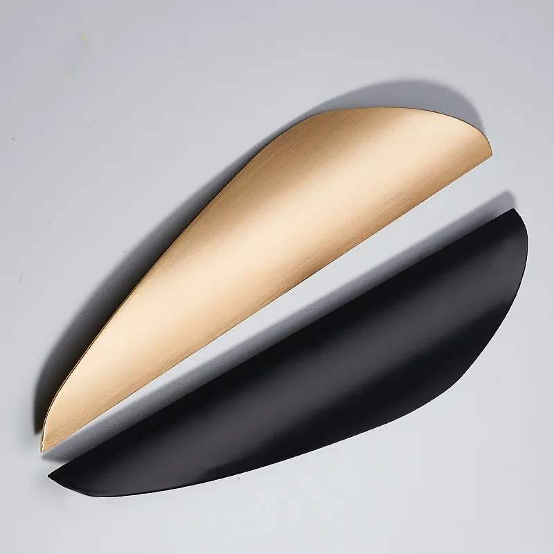 

Simple Petal shaped handle drawer pull Brass knobs Wine cabinet decoration parts spacing 64mm 96mm Alloy Furniture Accessories