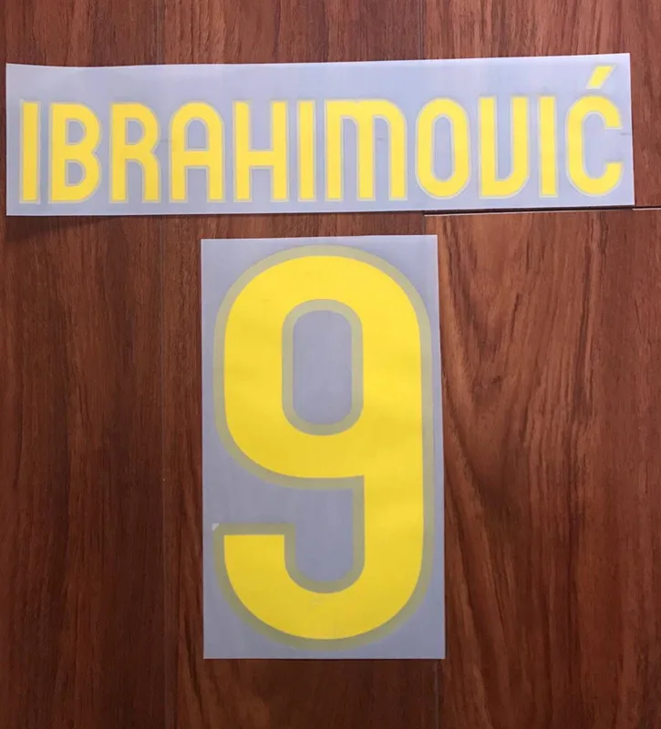 Ретро 2009-2010 сезон#2 DANI ALVES#5 PUYOL#9 ибрагимовик#14 HENRY печать nameset футбольная нашивка значки - Цвет: 9 Ibrahimovic