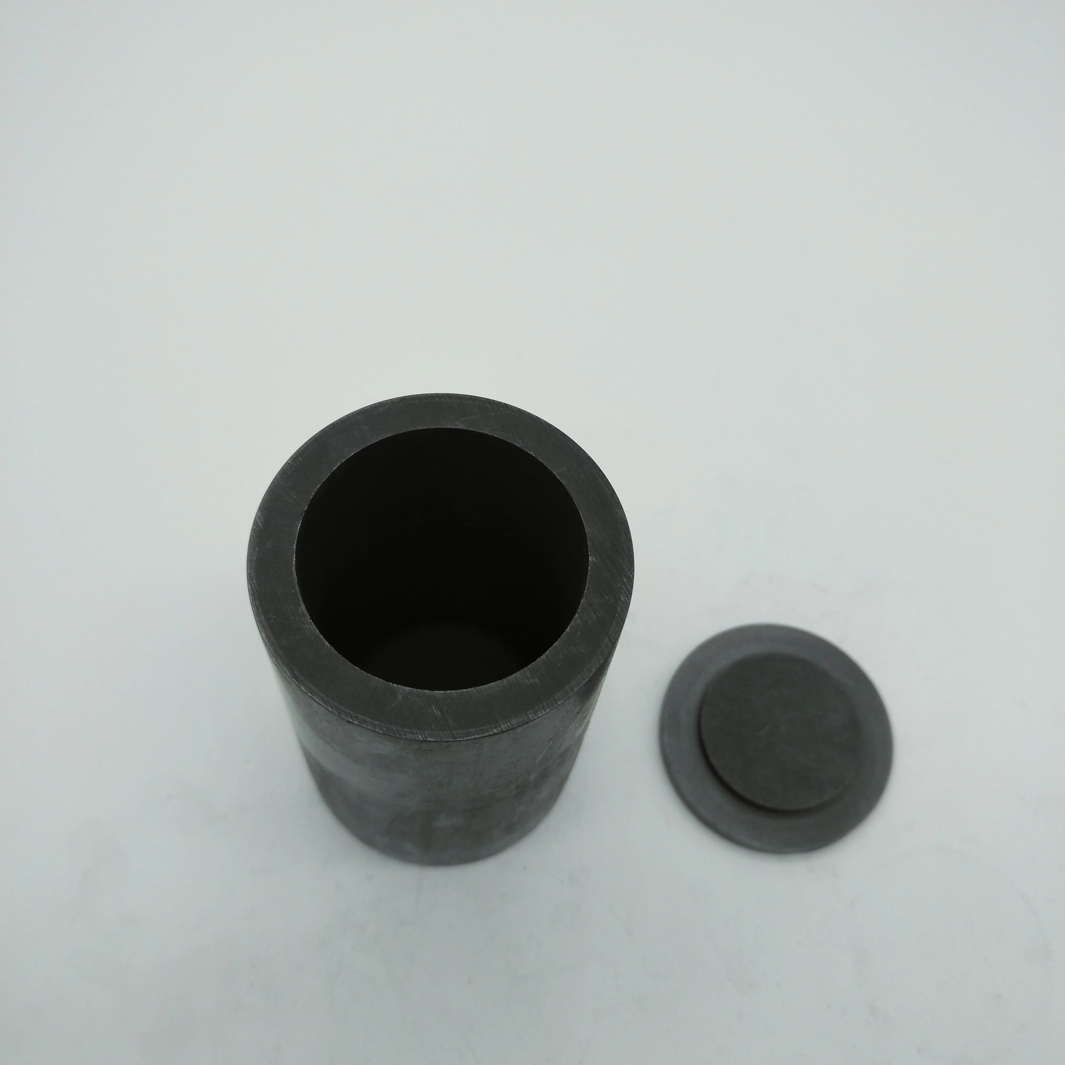 Высокая чистота диаметр 30*60 мм плавления графитовый тигель с крышкой для плавления металла