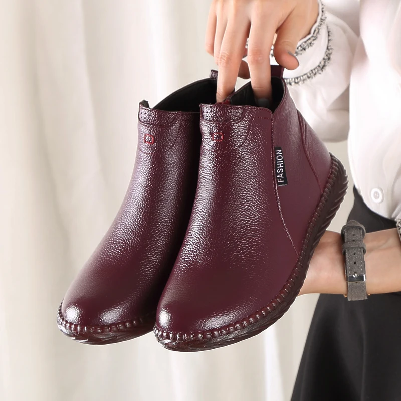 Cena PEIPAH Vintage Handmade prawdziwej skóry kobiet botki śniegowce w stylu casual zimowe damskie płaskie buty Zip gumowe Botines Mujer