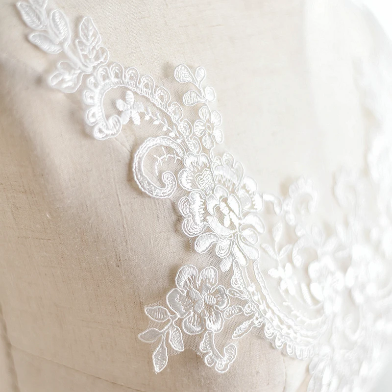 화이트 자수 장식 조각 꽃 레이스 넥 라인 칼라 Applique 바느질 레이스 패브릭 DIY 웨딩 드레스 의류 액세서리