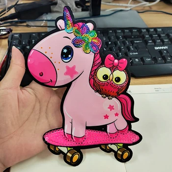

Cartoon Unicorn Patch Sew On Patches For Clothing Stickers Sequin Patch DIY Cloth Unicorn Patch Sequin Applique On Clothes Decro