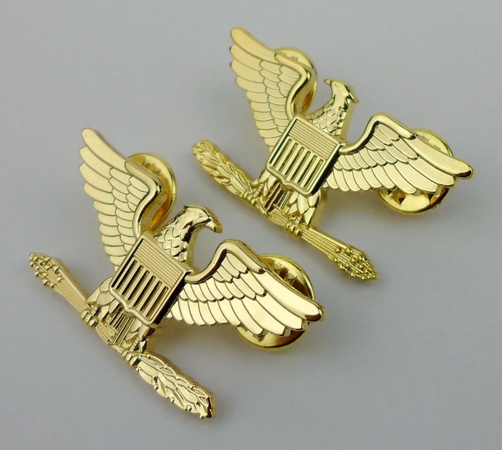 US COLONEL RANK INSIGNIA US COLONEL HAT LAPEL PIN PAIR METAL