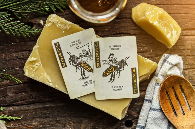 Hui qi Poker bumbl e B E Bumblebee игральные карты E llusionist E Poker Card