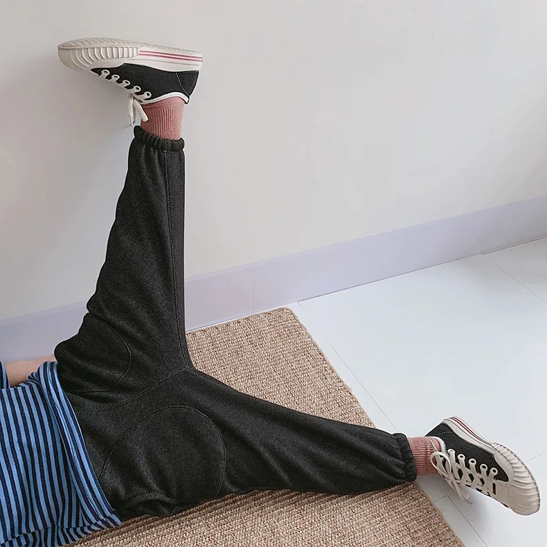 12250216663_1889419662