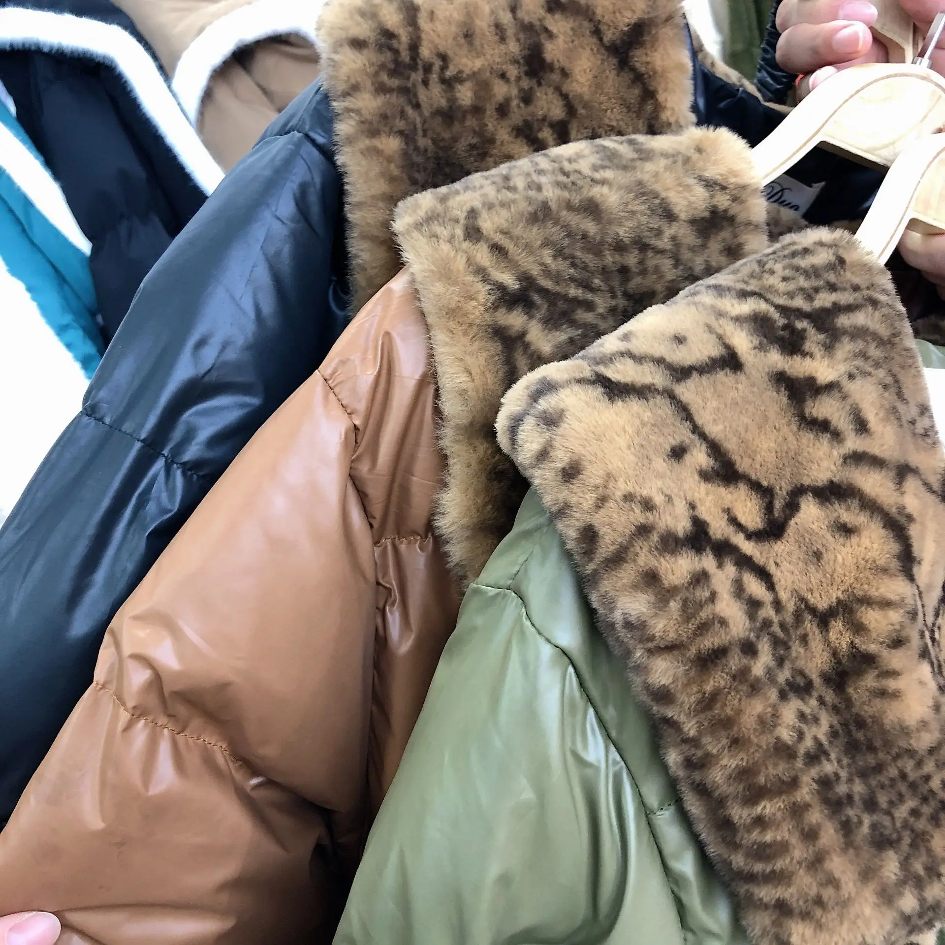Зимняя женская парка, корейский стиль, Джокер, леопардовая шерсть, с отворотом, с эластичным поясом, съемная утолщенная куртка с хлопковой подкладкой