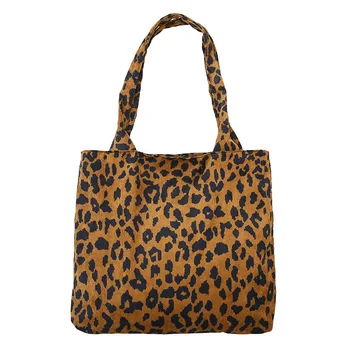 

2020 New Leopard Fashion Makeup Bag Simple Shopping Bag Large Capacity One Shoulder Diagonal Women Bag channels handbags