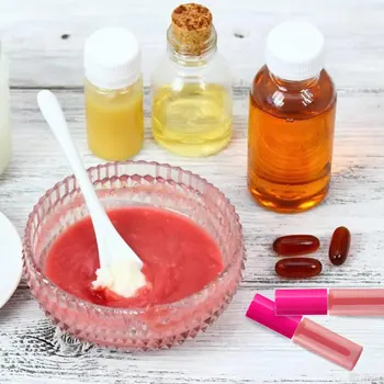 

100 Pcs 8ml Lip Gloss Bottle Lip Glaze Bottle Lip Brillant Container DIY Accessories with Cover for Ladies Girls (Rosy)