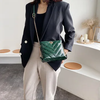 

Ladies Shoulder Bag Bucket Bag New High-end Studded Bag Diagonal Bag