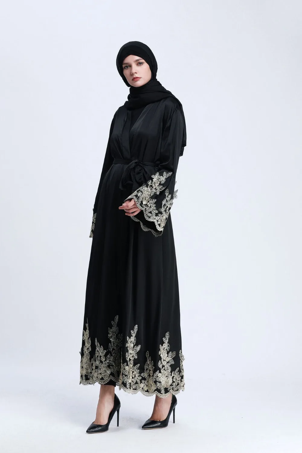 9563940714_928554111