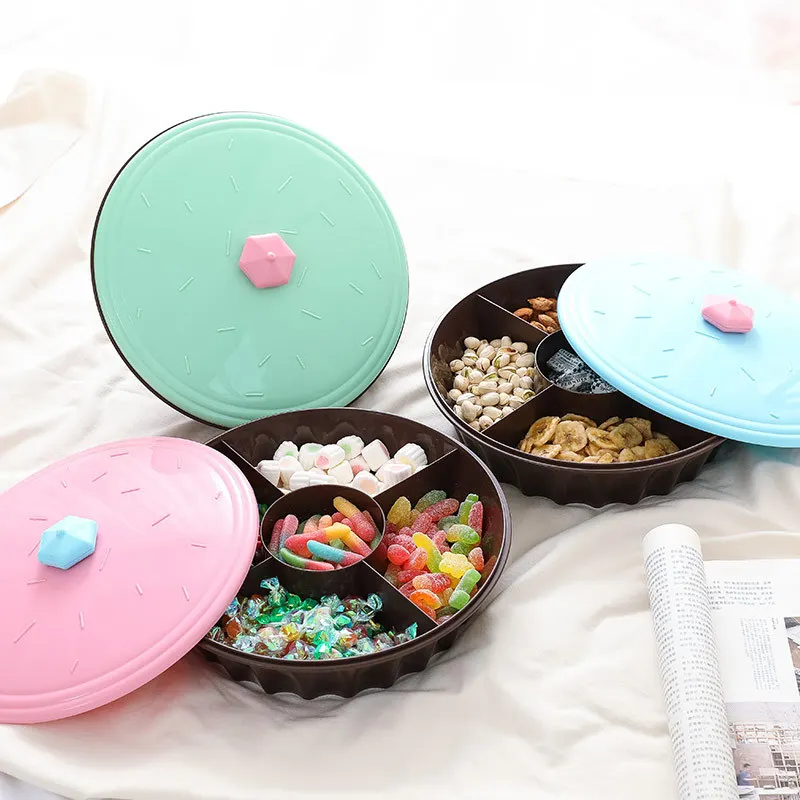 

Household Dried Fruit Storage Box Living Room Gridded Fruit Snack Strawberry Shaped Candy Box With Lid Sealed Dust Candy Plate