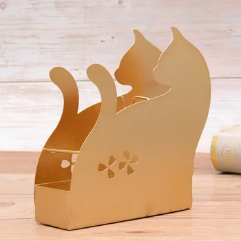 

Creative Mosquito Coil Stand Iron Mosquito Incense Holder Insect Mosquito Coil Bracket Adorable Mosquito Coil Rack (Golden Cat)