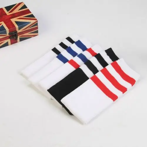 2-color random Z 2 пар/лот = 4 штуки три бара женские длинные прямые носки колледж Ветер женские спортивные носки Дышащие футбольные носки женские - Цвет: 2-color random Z