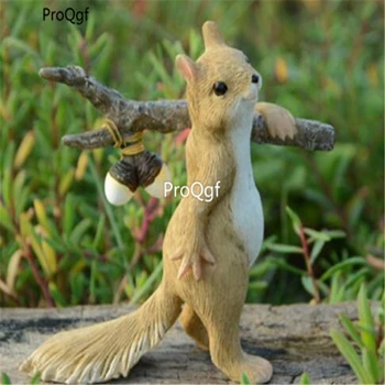 

ProQgf 1Pcs A Set brave yours squirrel Statue xiaokeai