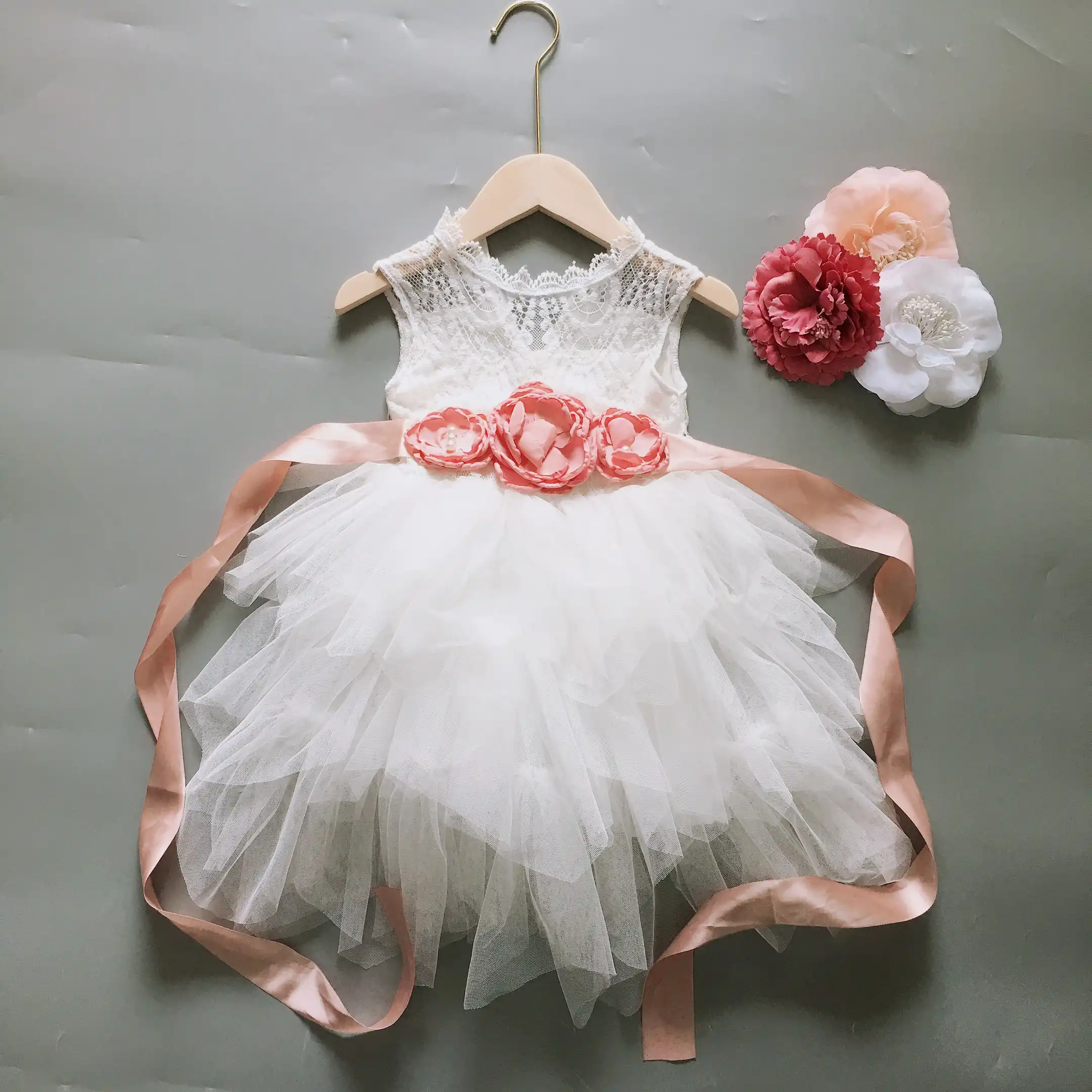 little girl vintage lace dress