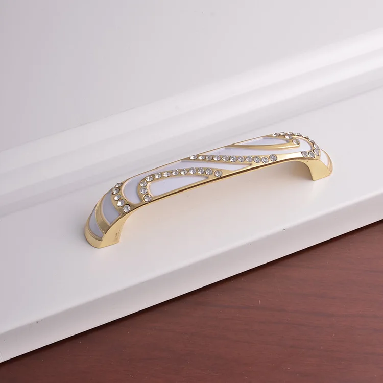 

Creative Paperback Large Light Hook Modern Minimalist Cabinet Large Drawer Handle Simple European Large Cabinet Door Handle