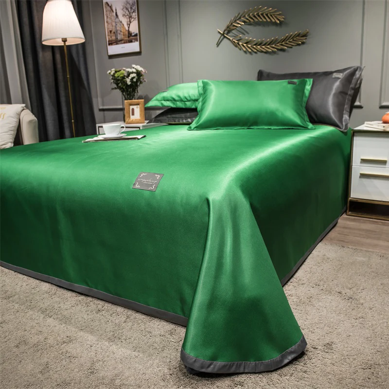 2021 Newest Products Pure Color Embroidered ice Silk Mat Bed Cover fitted sheet Pillowcases 3 pcs Luxury Bedding Green Color