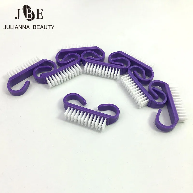 

50 шт./лот, Фиолетовые Мини Пластиковые кисти для дизайна ногтей, мягкие щетки для удаления пыли, маленькие Угловые щетки для чистки ногтей, инструменты для ухода за ногтями для маникюра