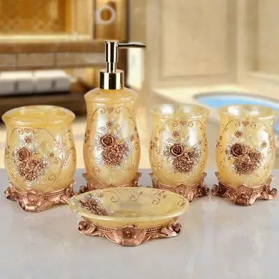 Креативный Европейский свадебный набор для ванной из пяти предметов, набор для мытья лосьона, колба для зубной щетки, держатель для мыла, набор для мытья чашек - Цвет: B