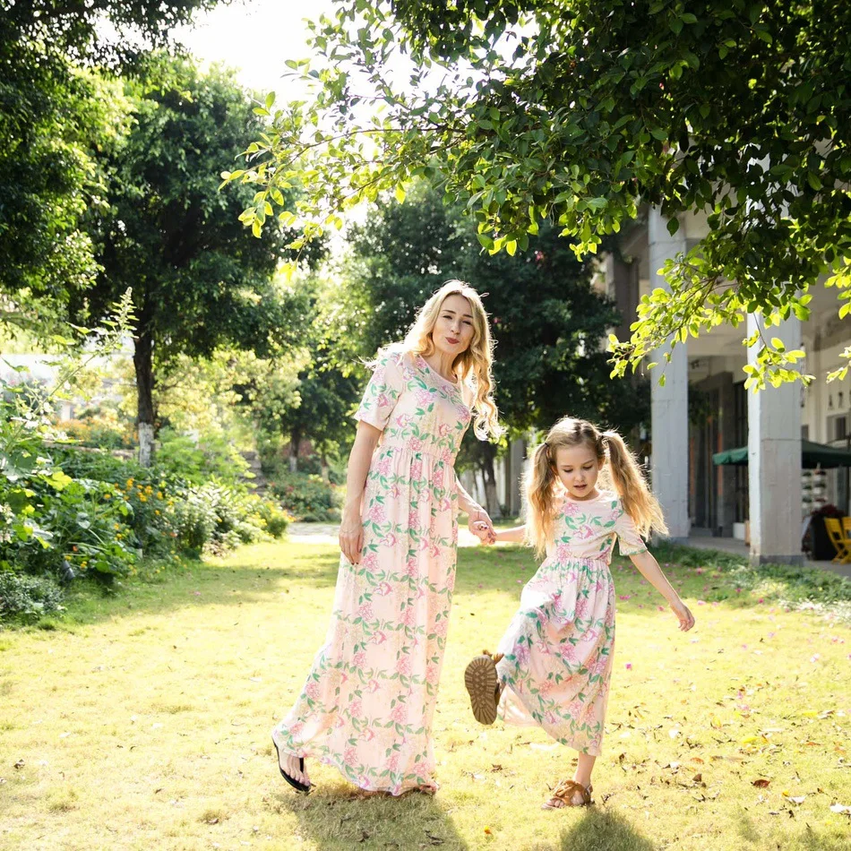 Mother daughter dresses Printed Family matching outfits Summer Mommy girl Short Sleeve dress Family look mom and me clothes